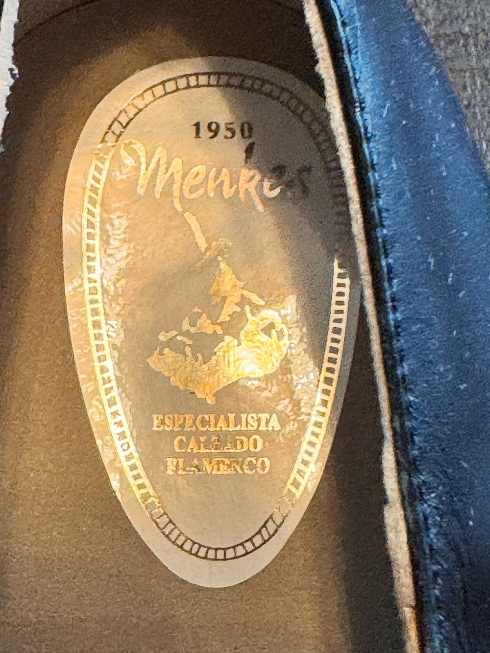 Menkes black leather Flamenco shoes feature a traditional lace-up design Size 40 - Picture 2 of 7